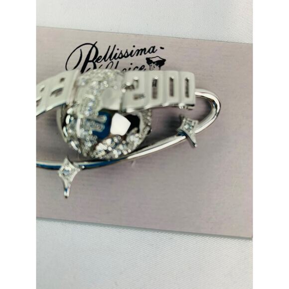 Vintage 1999 Bellissima Choice Silvertone Pin Brooch "1999-2000" 2.5"l x 1.5"h - Picture 5 of 9